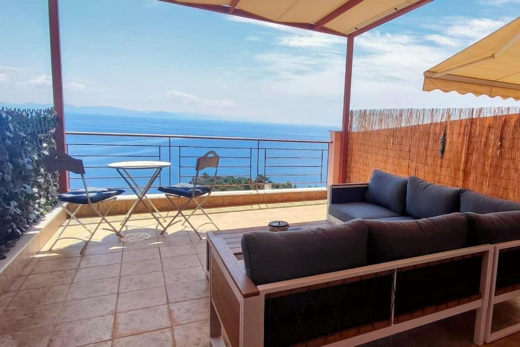 Simply Meraki Gytheian Apt With Panoramic Sea View Gythio Buitenkant foto