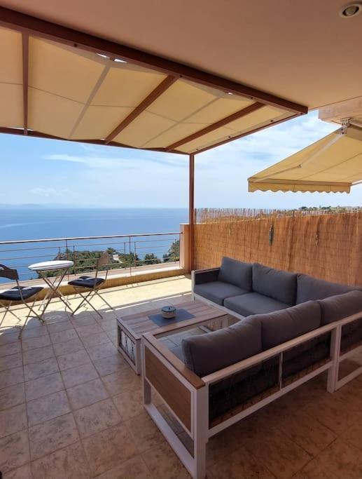 Simply Meraki Gytheian Apt With Panoramic Sea View Appartement Gythio Buitenkant foto