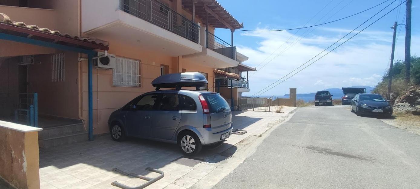 Simply Meraki Gytheian Apt With Panoramic Sea View Gythio Buitenkant foto